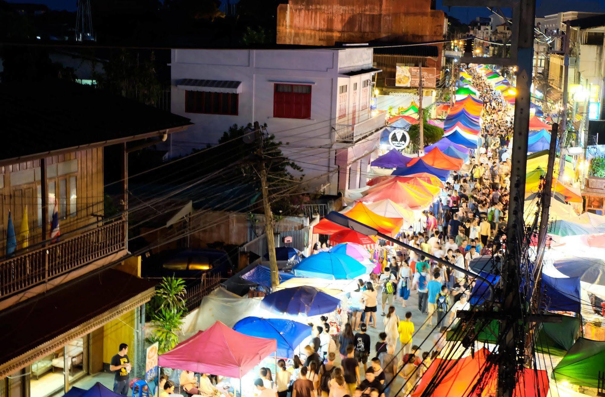 Thai Time Hostel Τσιάνγκ Μάι Εξωτερικό φωτογραφία